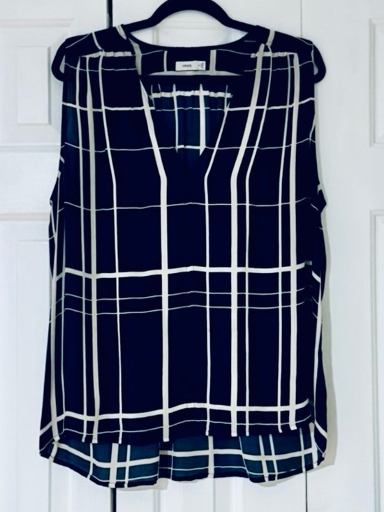 Vince Tops - Vince Sleeveless Silk Top Size XL Navy/White V Neck Minimal Chic